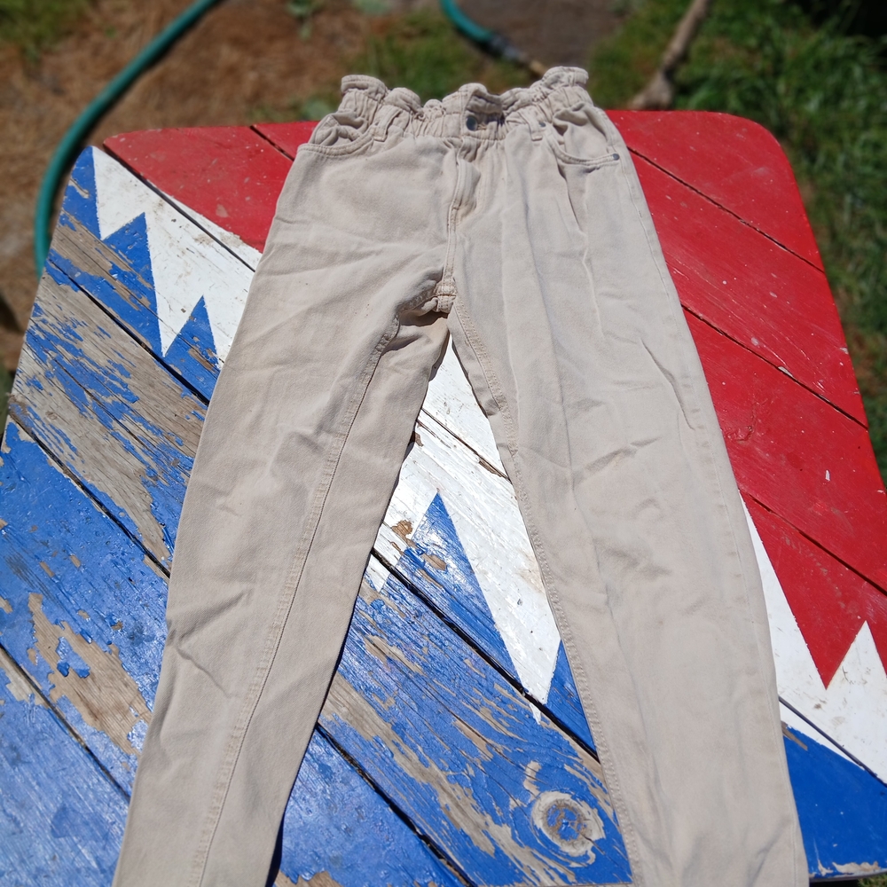 Forever 21 Beige Casual Pants